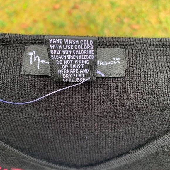 Mercer Madison Black Floral  Sweater Size XL - Picture 3 of 4